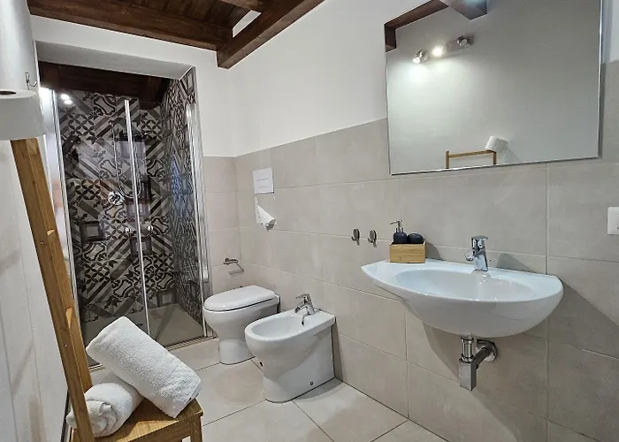 Cortile Baronello Gasthuis