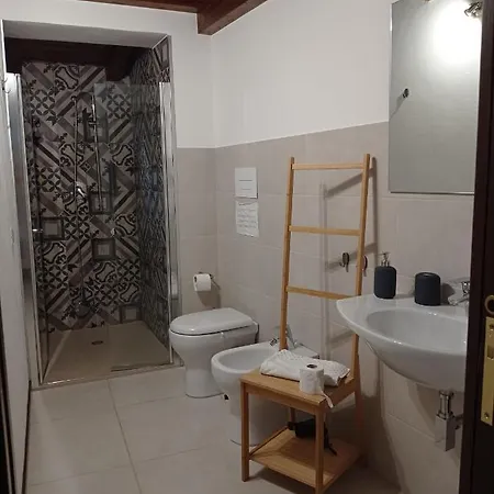 Cortile Baronello Πανσιόν *