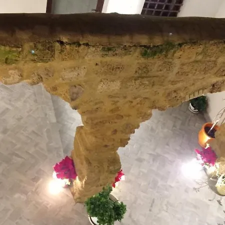 Cortile Baronello Πανσιόν Αγκριτζέντο