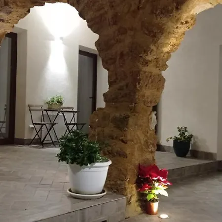 Cortile Baronello Αγκριτζέντο