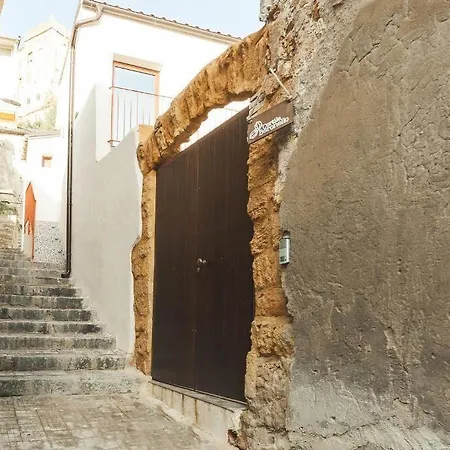 Cortile Baronello 阿格里真托