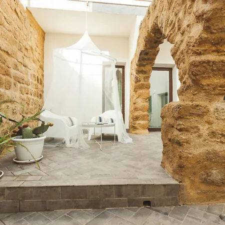 Casa de hóspedes Cortile Baronello