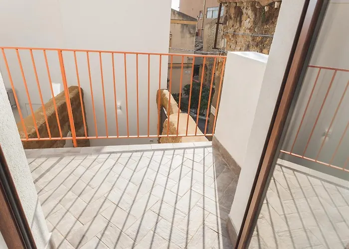Cortile Baronello